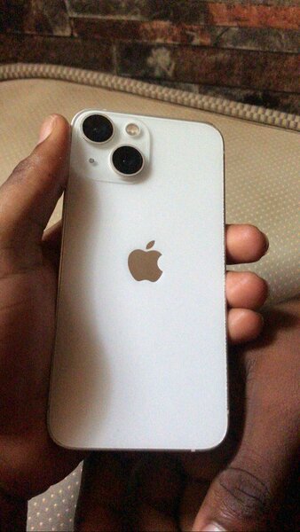 iPhone 13
