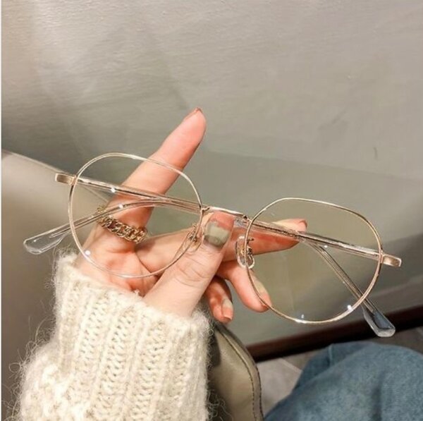 Lunettes carrées élégantes