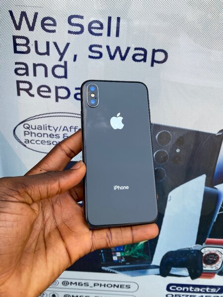iPhone 8