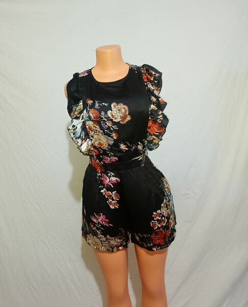 Women jump suit(M)