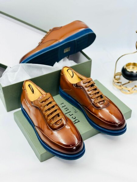 Dress shoes