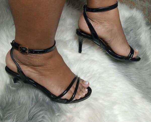 Sandales à talons élégantes
