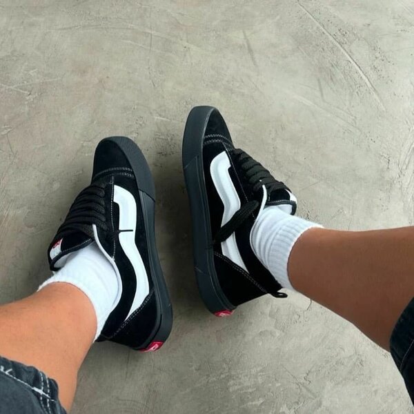 Vans knu skool