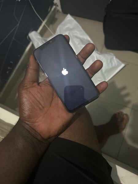 iPhone X
