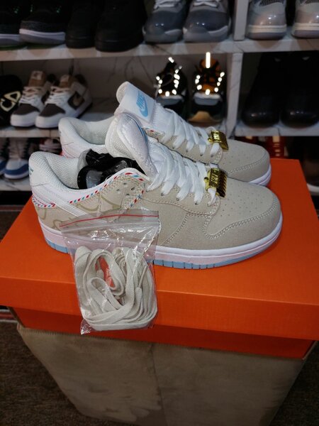 NIKE DUNK SB