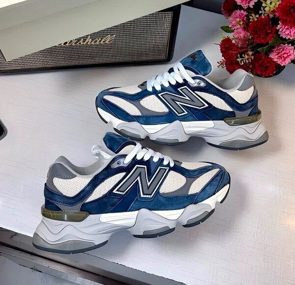 NEW BALANCE 9060