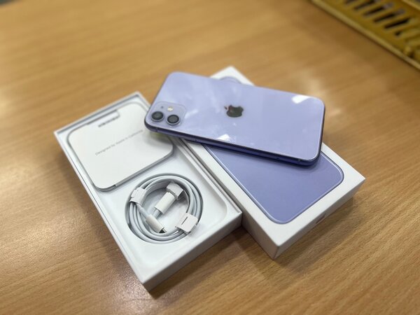 iPhone 11