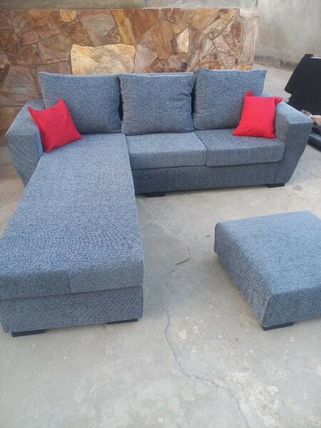 L-couch