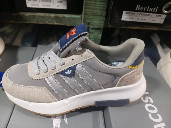 ADIDAS RETROPY F2