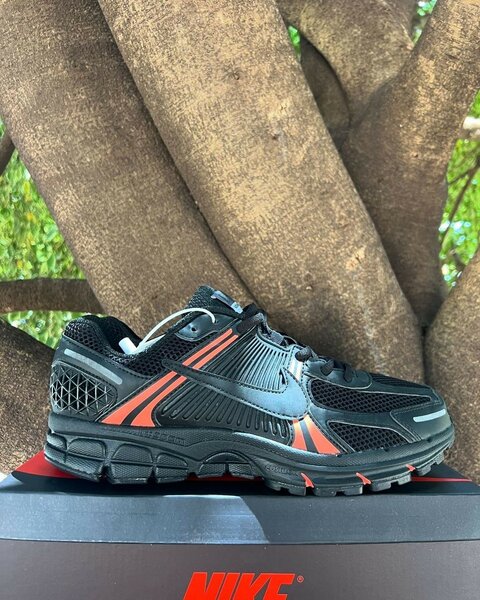 NIKE CLASSIC
