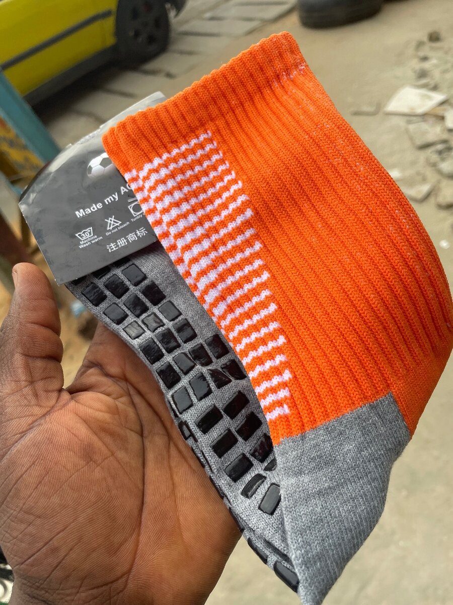 Chaussettes antidérapantes orange