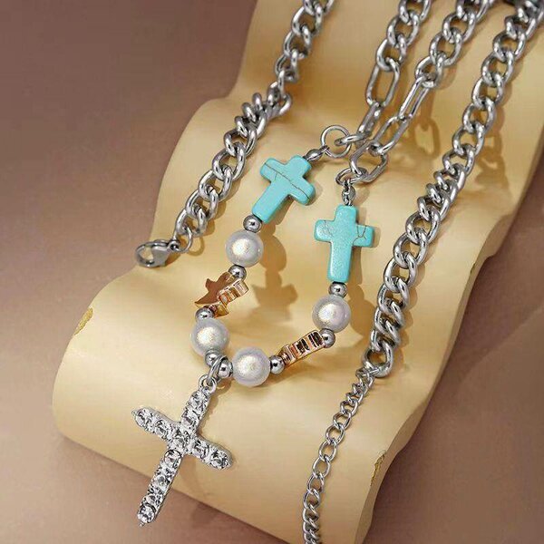 Hip hop chains