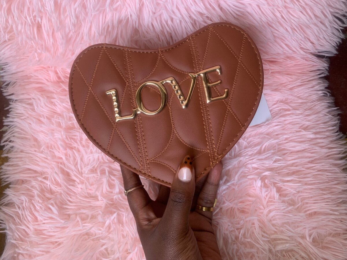 Sac à main cœur cuir LOVE
