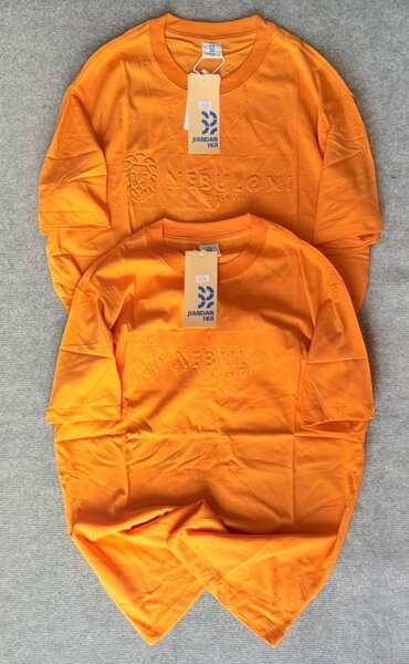 Tee-shirts