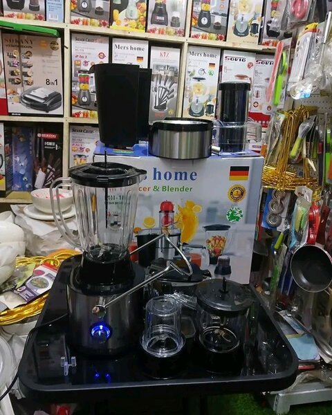 6 in 1 Blender