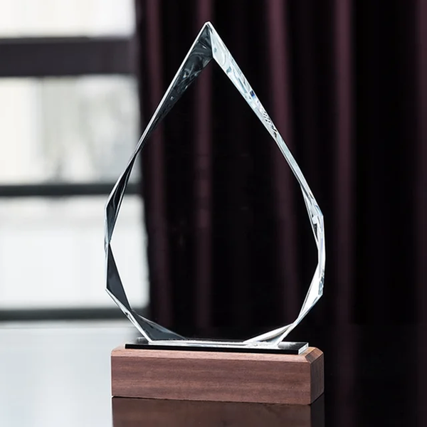 TROPHÉE EN CRISTAL  POUR RÉCOMPENSE