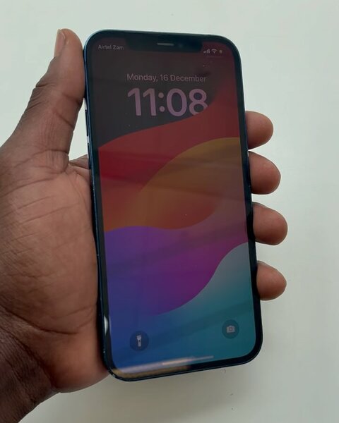 iPhone 12