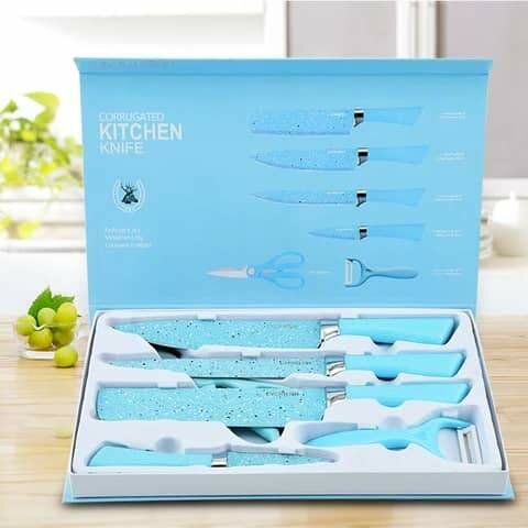 Ensemble coûteaux + *Aiguiseur OFFERT*