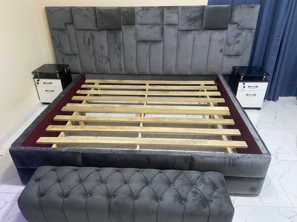 King size bed