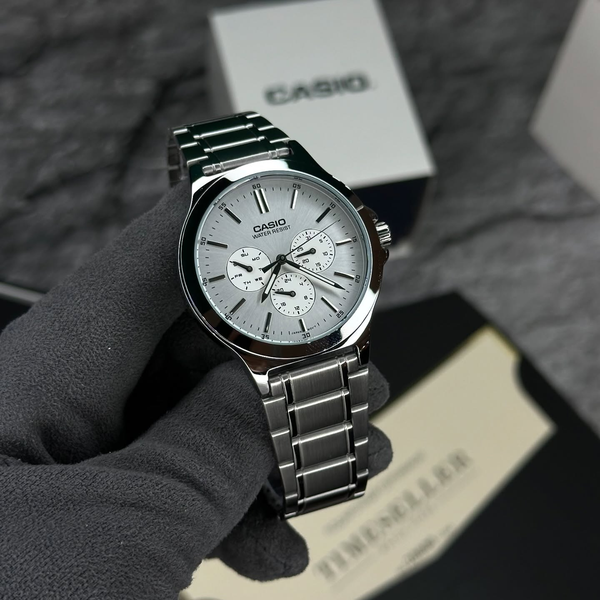 Часы Casio 