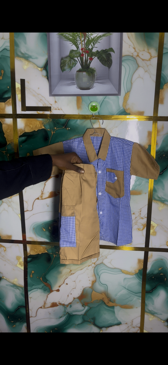 Ensemble maternelle bleue