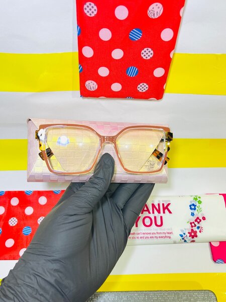 Ladies Frame.