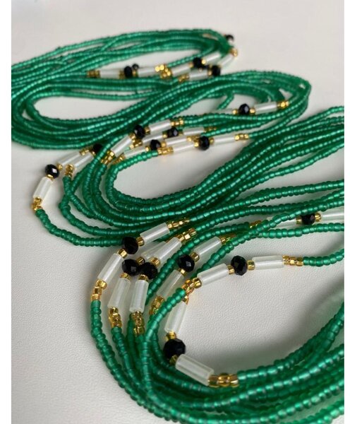 Waist beads