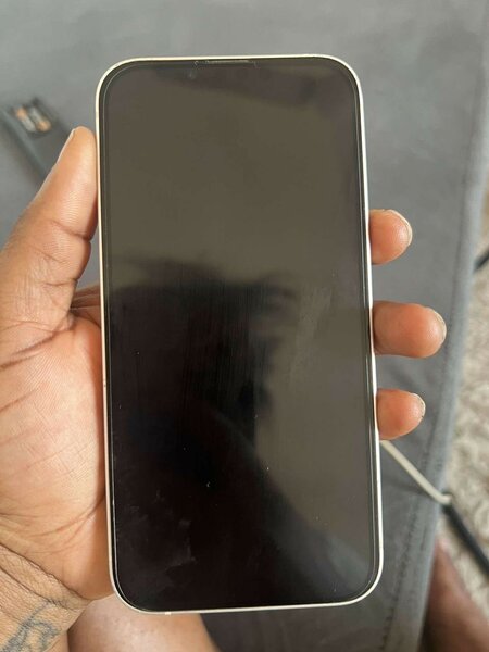 iPhone 13