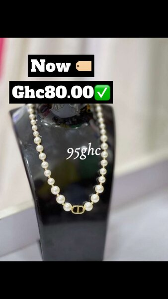 Pearl necklace