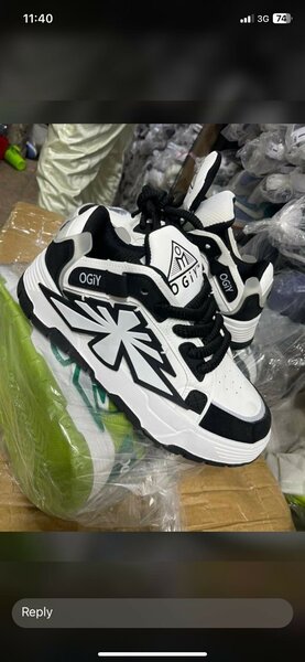 Rich Sneakers 