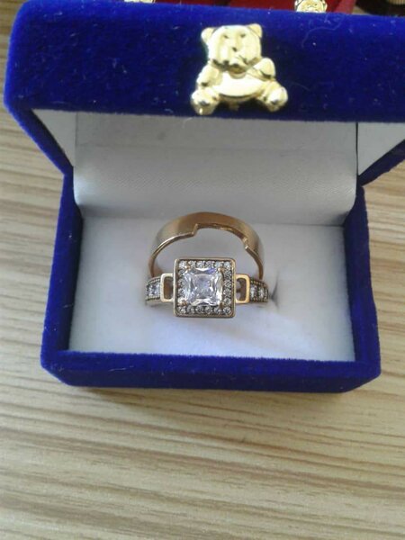 Gold dust ring.