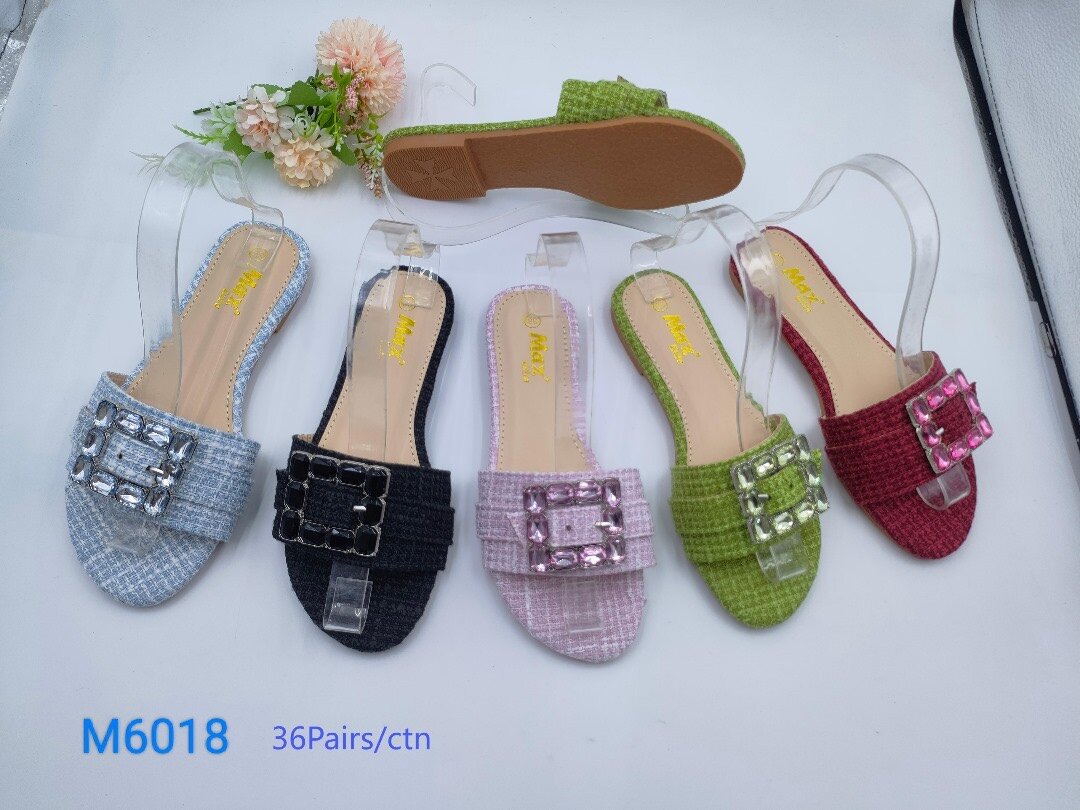 Ladies slippers