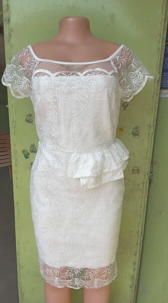 Lace dress