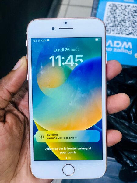 iPhone 8