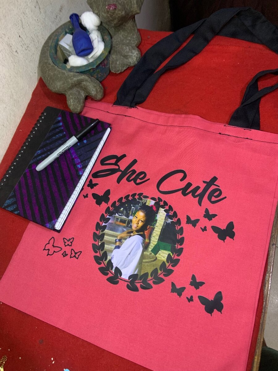 Tote bags