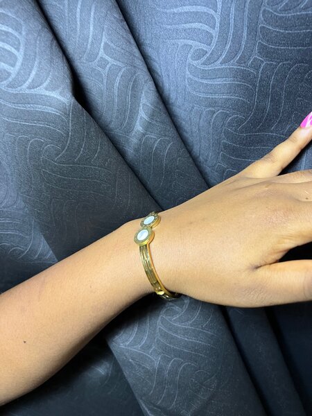 Gold bracelet