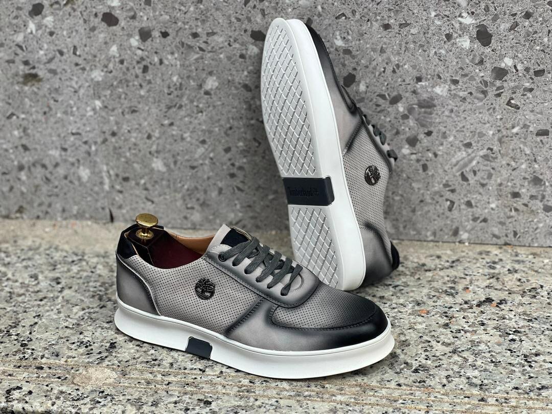 Statistiques, cuire disponible à trois couleurs, stock limit