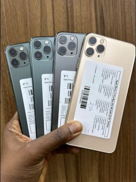 ROGHER IPHONES