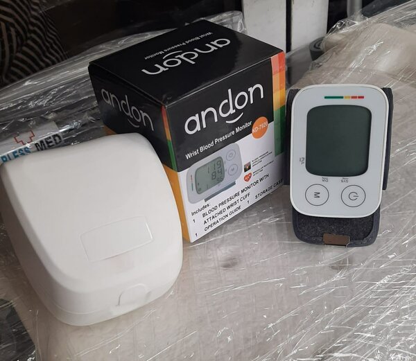 Wrist Bp monitor