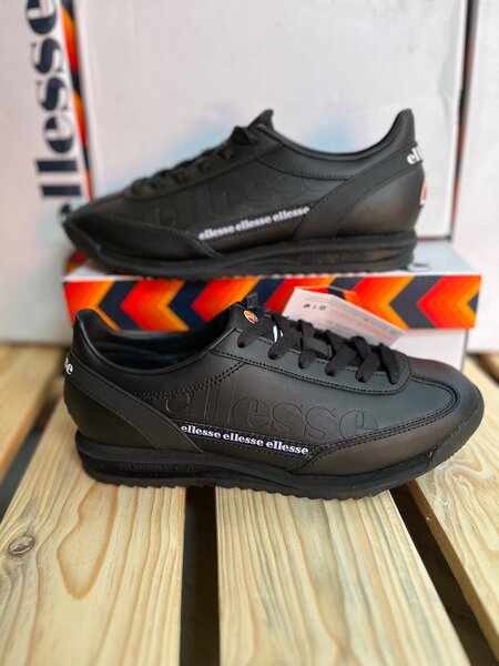 Ellesse