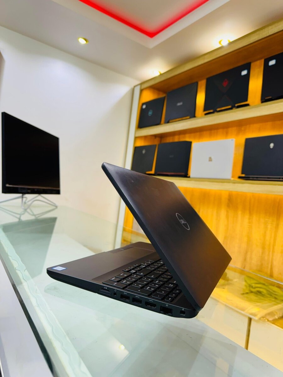 DELL PRECISION 3541