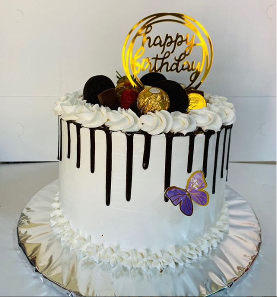 medium cakes