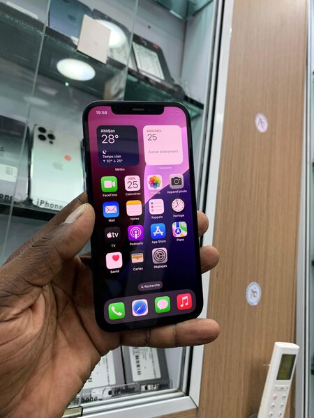 iPhone 12