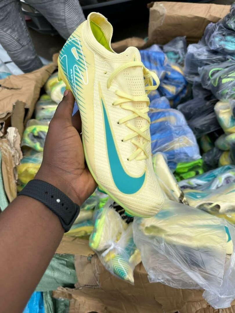 Paire de chaussures