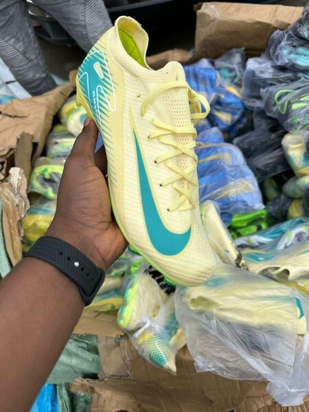 Paire de chaussures