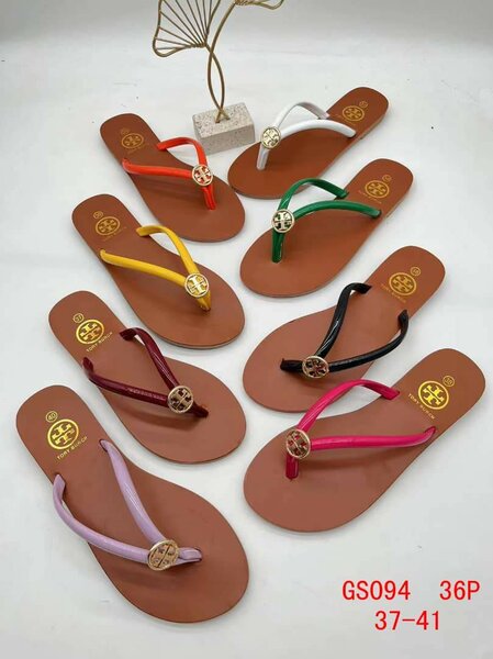Ladies slippers