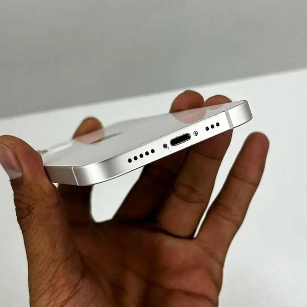 iPhone 12