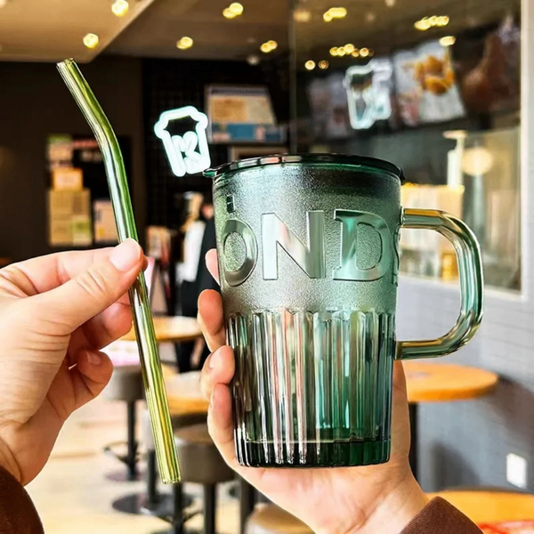 Tasse en Verre avec Paille