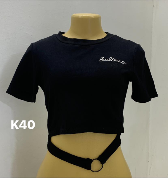 T-shirt black