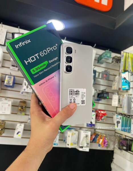 Smartphones Tecno et Infinix